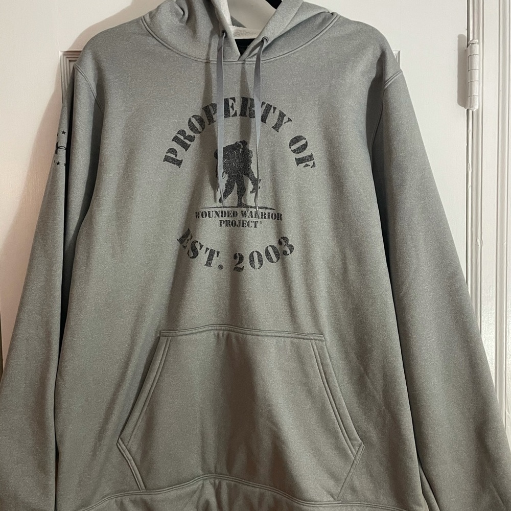 Under Armour sweatshirt
